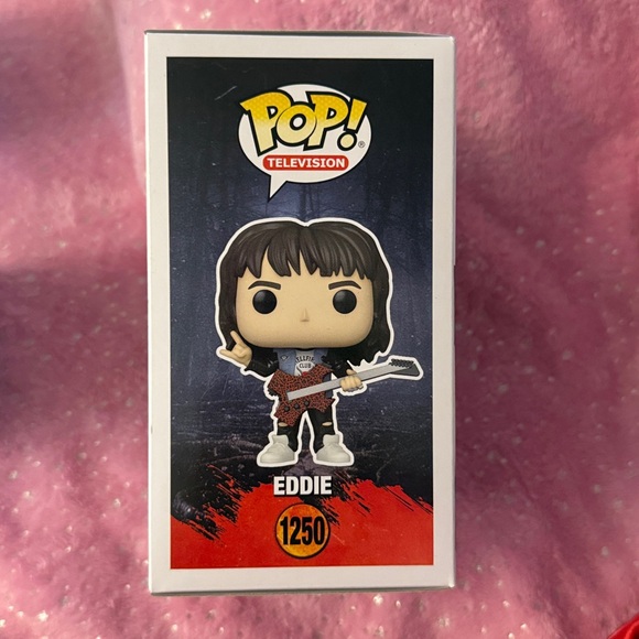 Funko Pop Stranger Things Trio - Eddie, Mike, Lucas - Picture 10 of 16